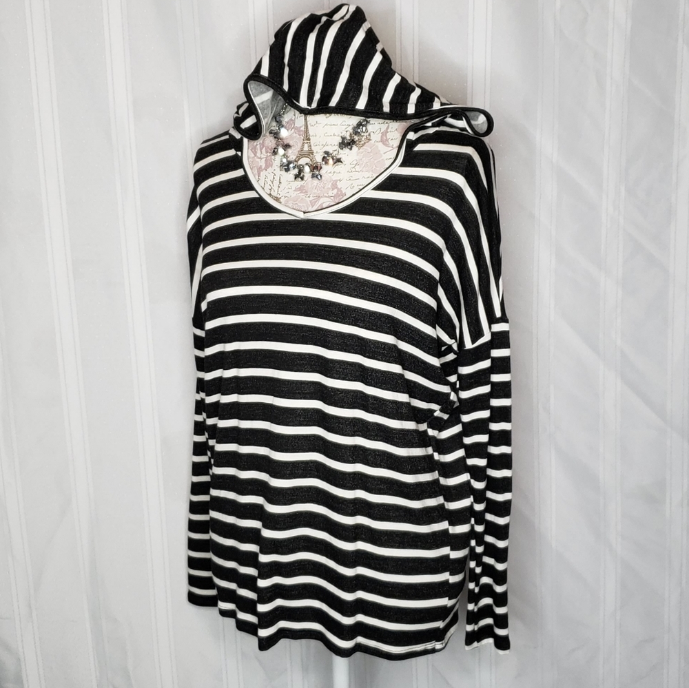 XXS Urban Hoodie By Agnes & Dora